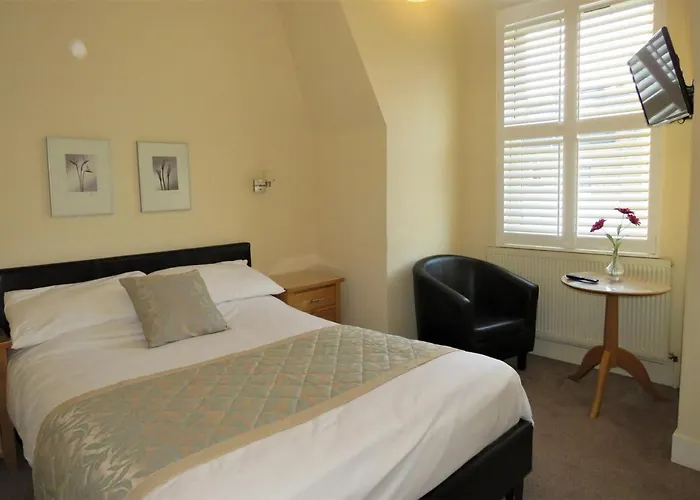 Marple Cottage Guest House London