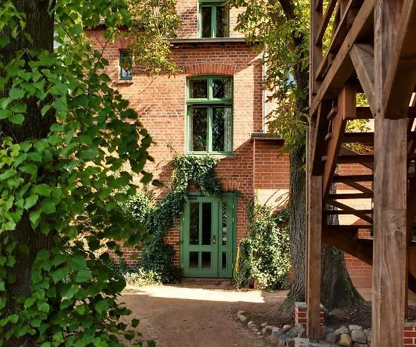 Gasthaus und Pension Zum Hauenden Schwein Wörlitz