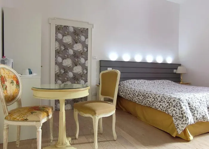 Strada Maggiore 37 Bologna