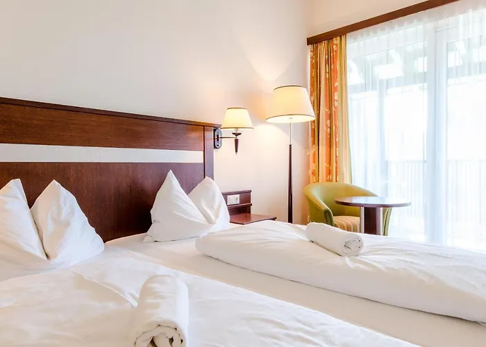 Hotel & Appartements Erlenheim Velden am Wörthersee