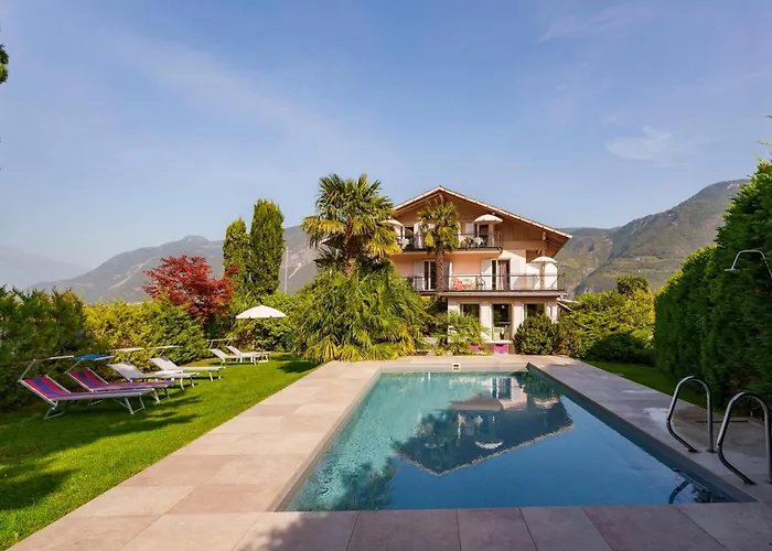 Hotel Appartement Lahngut Nals