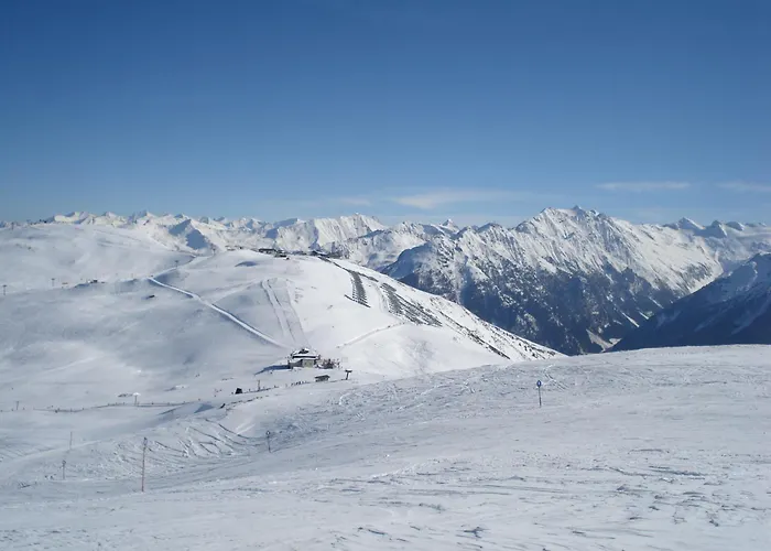 Golf & Ski Chalet Mittersill