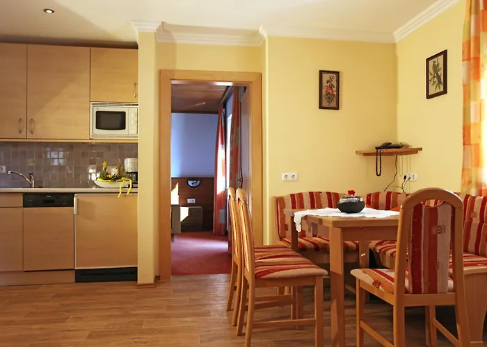 Hotel Haus Helga Kappl 