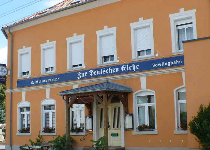 Zur deutschen Eiche - Frühstückspension und Ferienwohnungen Großschönau