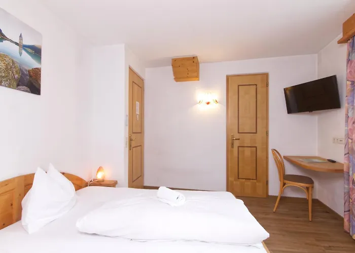 Pension & Residence Astoria Prad am Stilfserjoch