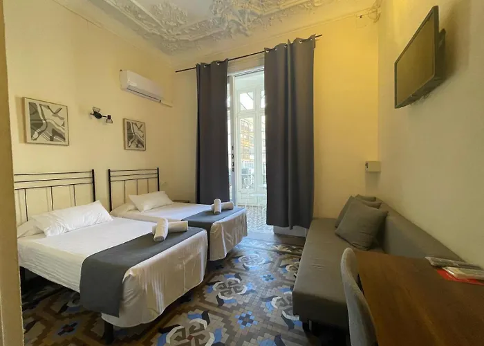 Hostal Balmes Centro Barcelona