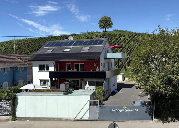 Gästehaus Sommertal, eigener Parkplatz, 800m zum Bodensee, 300m zur Altstadt Meersburg