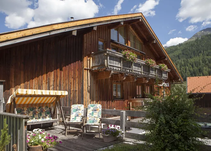 Pension der Steinbock - das Bauernhaus St. Anton am Arlberg