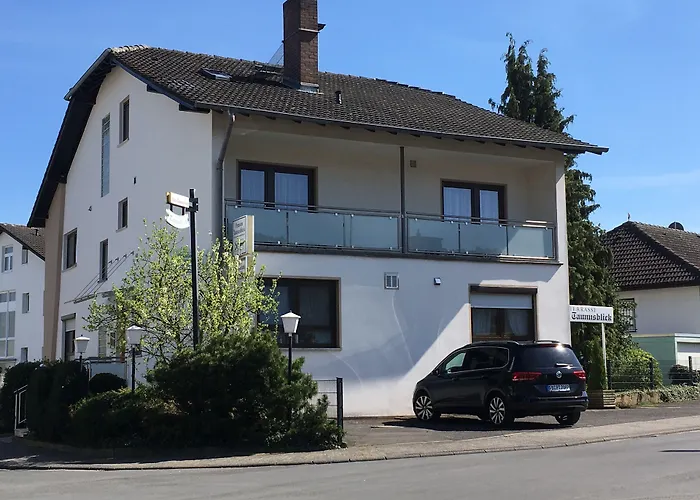Pension Taunusblick Ferienwohnung und Apartment Rosbach vor der Höhe