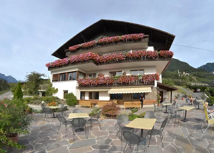 Pension Obertaberhof Schenna