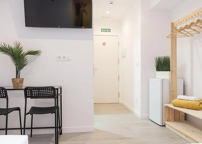 Bilbao Rooms & Kitchen Zorroza