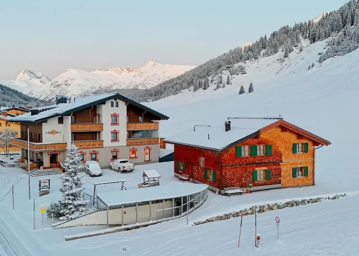 Gasthaus & Pension Alphorn Lech am Arlberg