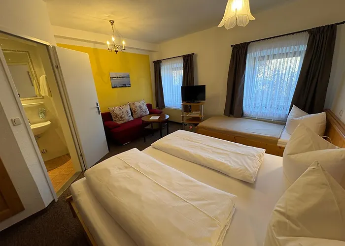 Hotel Pension Lindenhof Prien