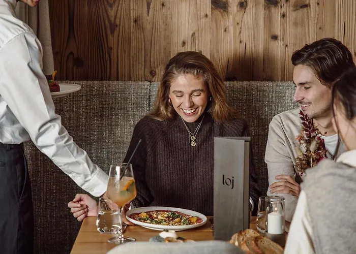 Hotel Loj - Our Kind Of Place Flachau