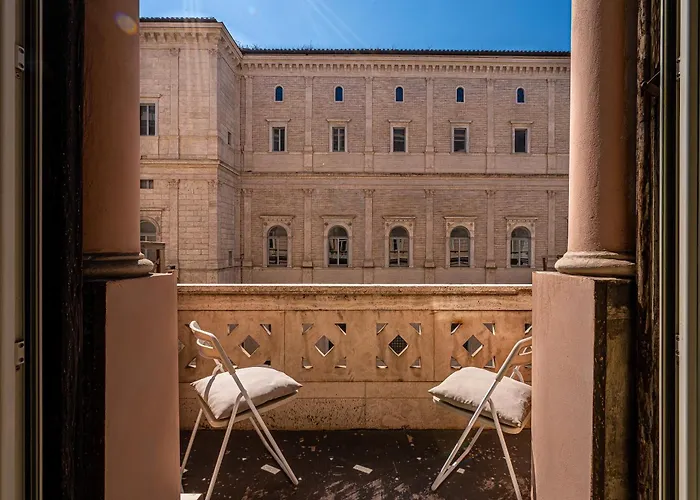 Four Rivers Suites Rom