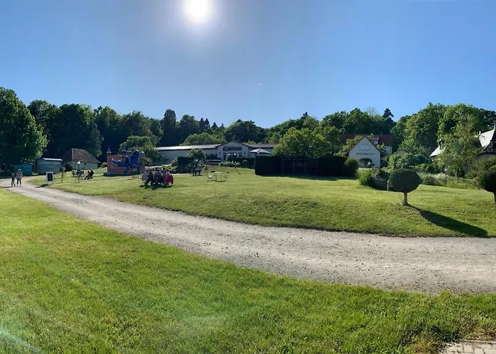 Zum Schlossgarten Ralswiek