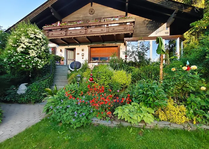 Blumenpension Strauss - Ferienwohnungen Ossiach