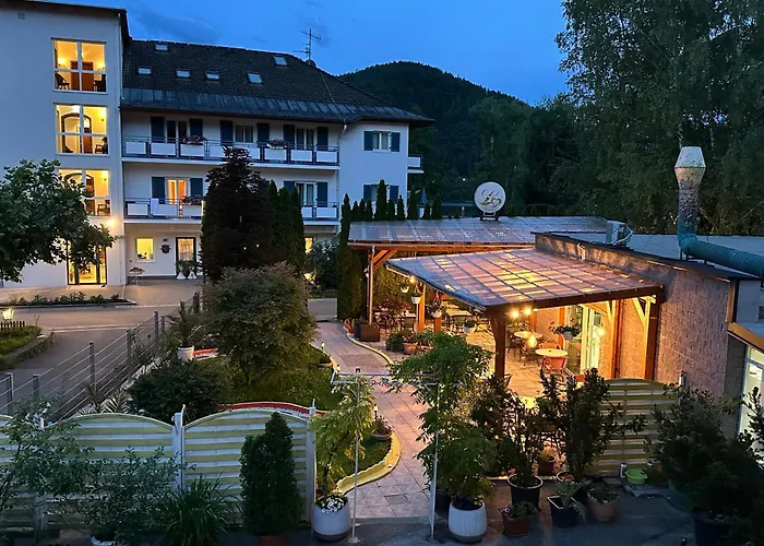 Loving Hut Pension & Restaurant St. Kanzian am Klopeiner See