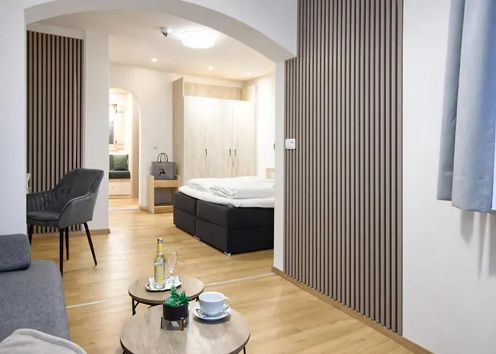 GarniHotel zur Linde Lohberg