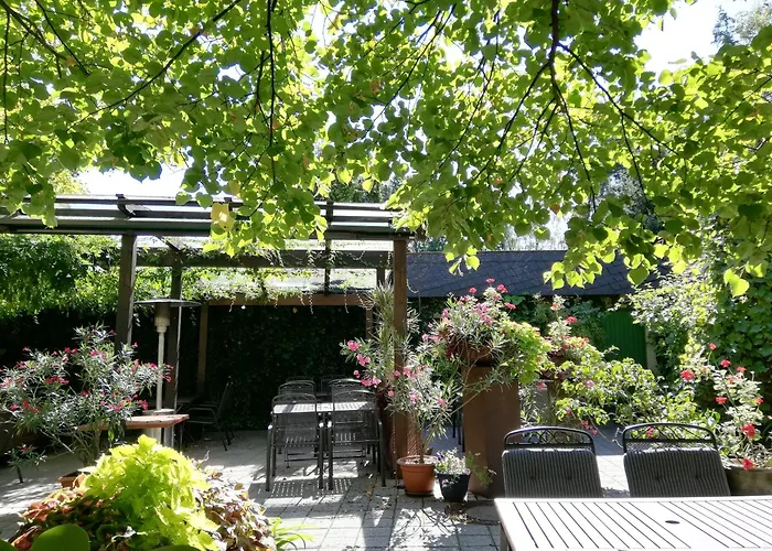 Wein-Hotel Auberge Mistral Freiberg