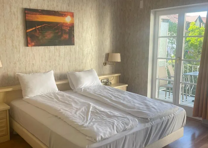 SEE-Hotel Seeschau - direkt am Bodenseeufer Reichenau