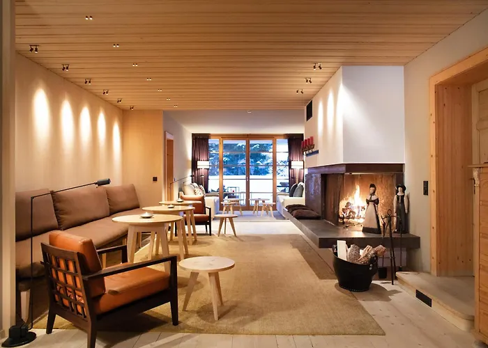 Hotel Alpina Lech - Geborgen in den Bergen