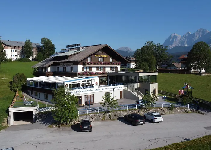 Hotel-Cafe Perner Schladming