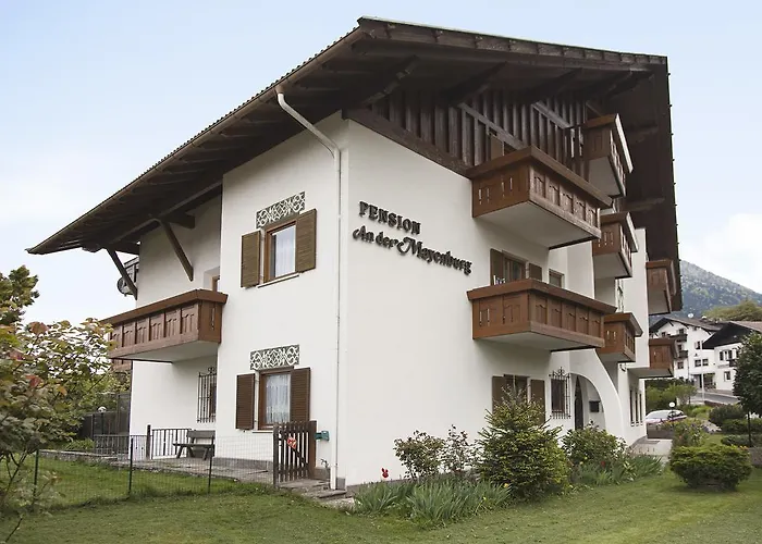 Pension an der Mayenburg Völlan