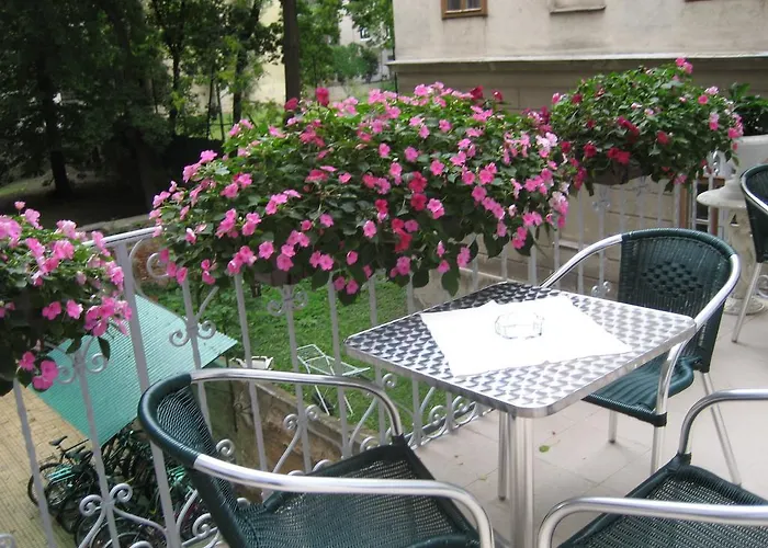 Pension Ani-Falstaff Wien