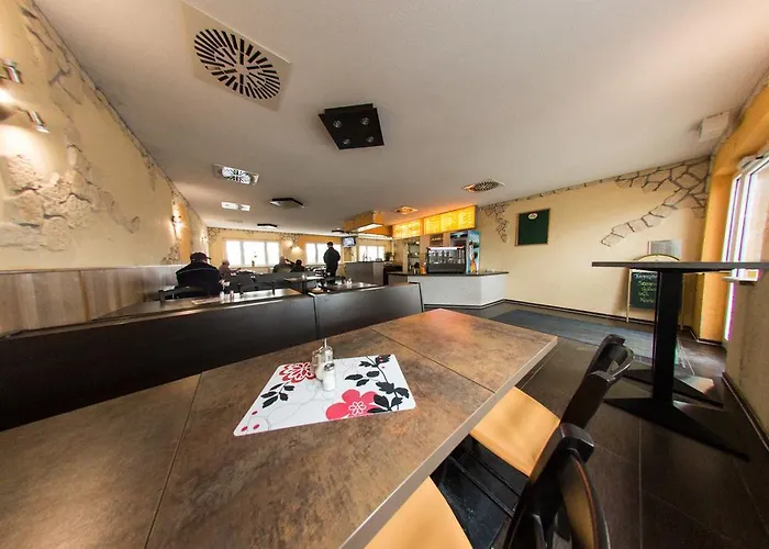 Hotel Hollis Rast Sangerhausen