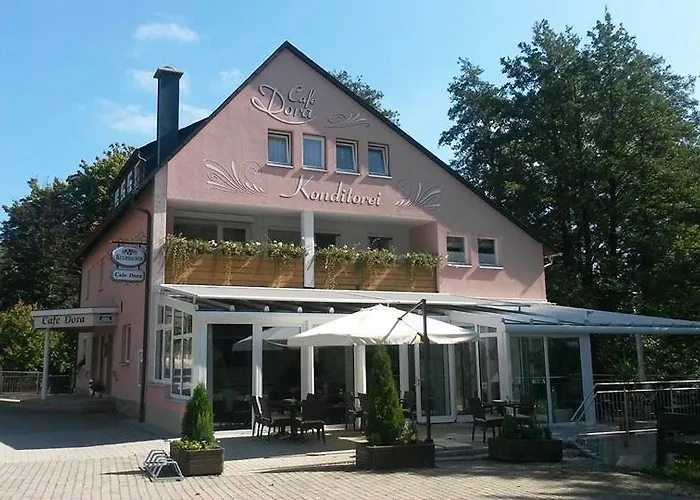 Pension Konditorei Cafe Dora Münchberg
