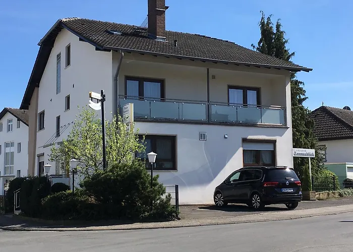 Pension Taunusblick Ferienwohnung und Apartment Rosbach vor der Höhe
