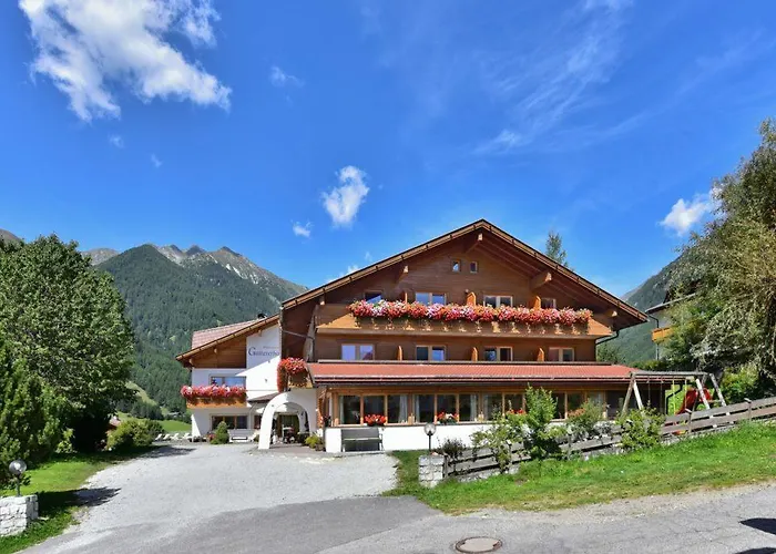 Hotel Pension Gattererhof Vals