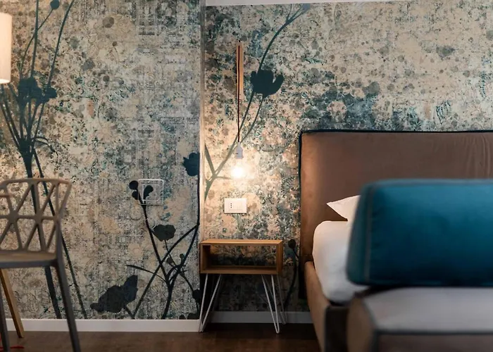 Stay COOPER l Guesthouse zum Löwen Meran