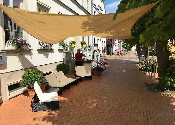 Restaurant & Pension Eshramo Barth