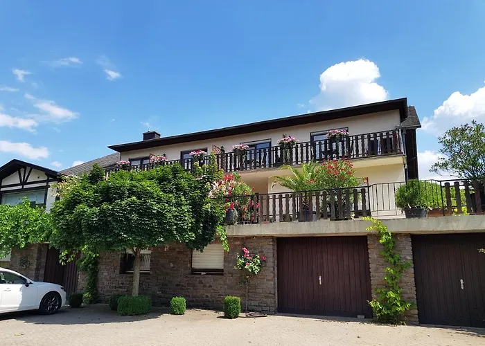 Weingut Erich Serwazi Mesenich